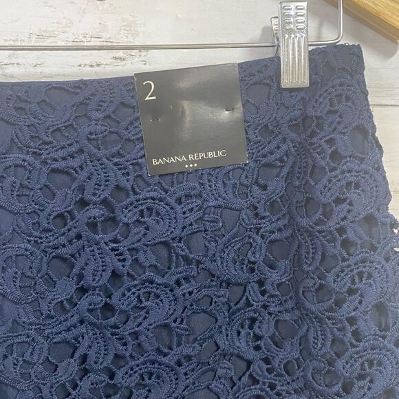 Banana Republic Eyelet Navy Blue Skirt Size 2 - Picture 6 of 7